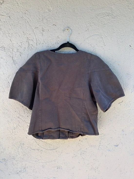 GAP Brown Button-Front V-Neck Short Sleeve Top - Picture 2 of 3